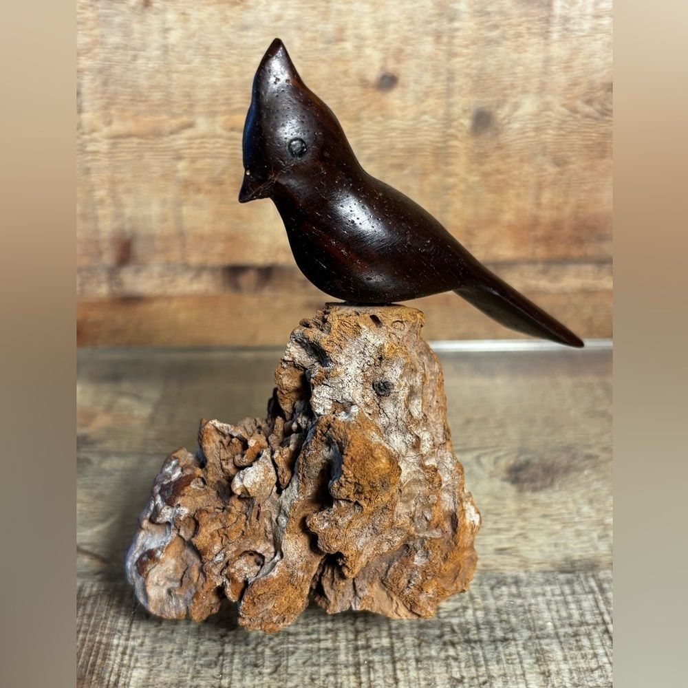 Hand Carved Wooden 5" Cardinal Bird Mounted On Driftwood Base Art Nature
